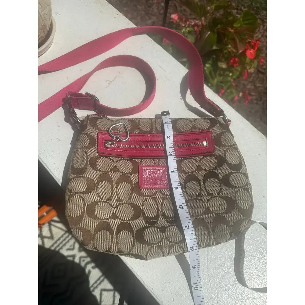 Coach Signature Khaki Pink Jacquard Swingpack Crossbody Bag Heart Charm